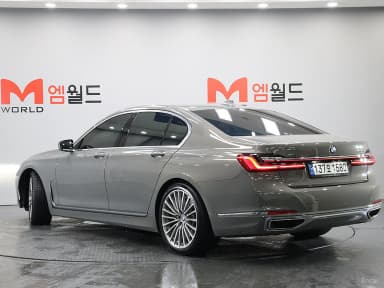 7 Series (G11)