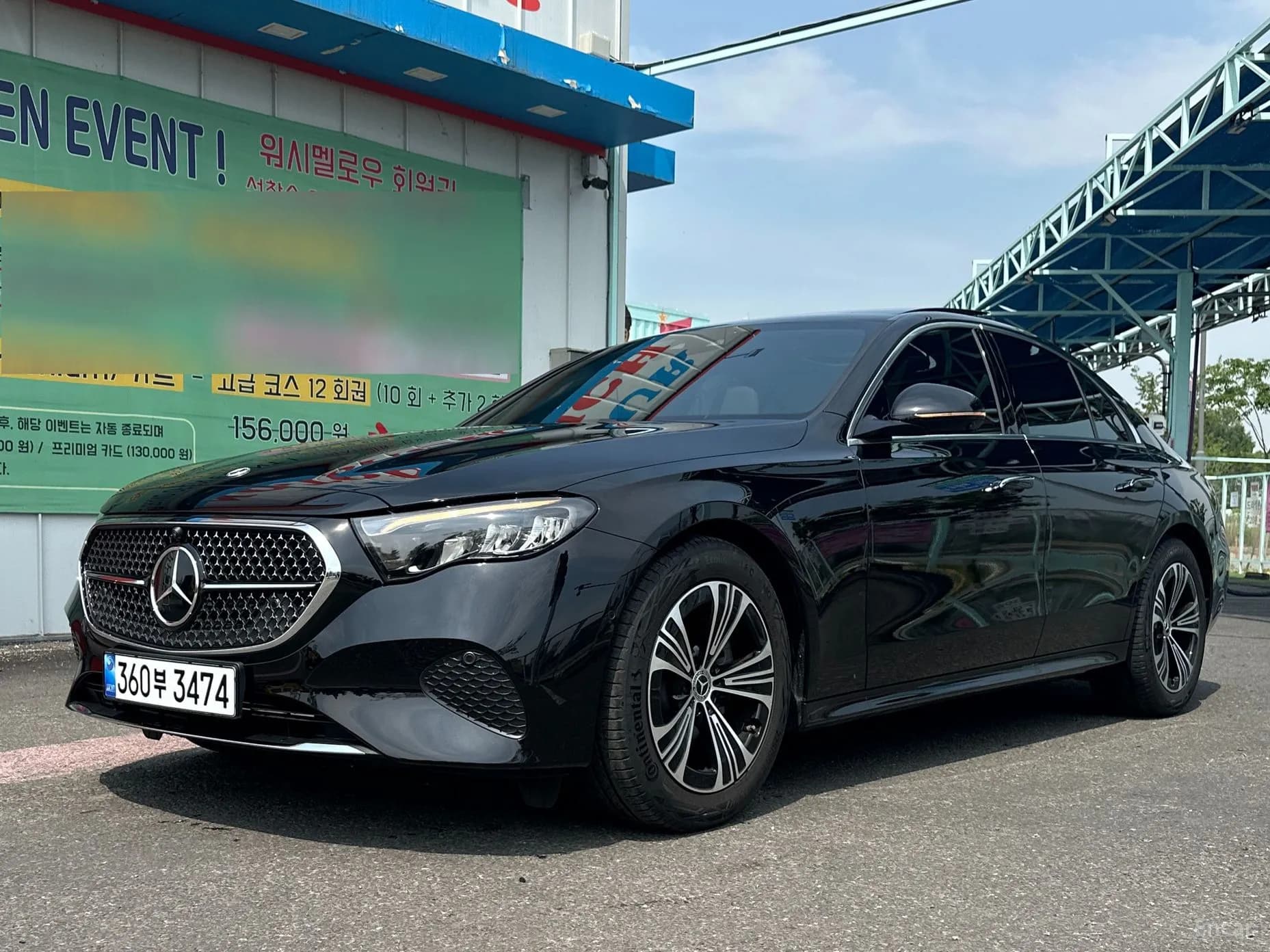 E-Class W214