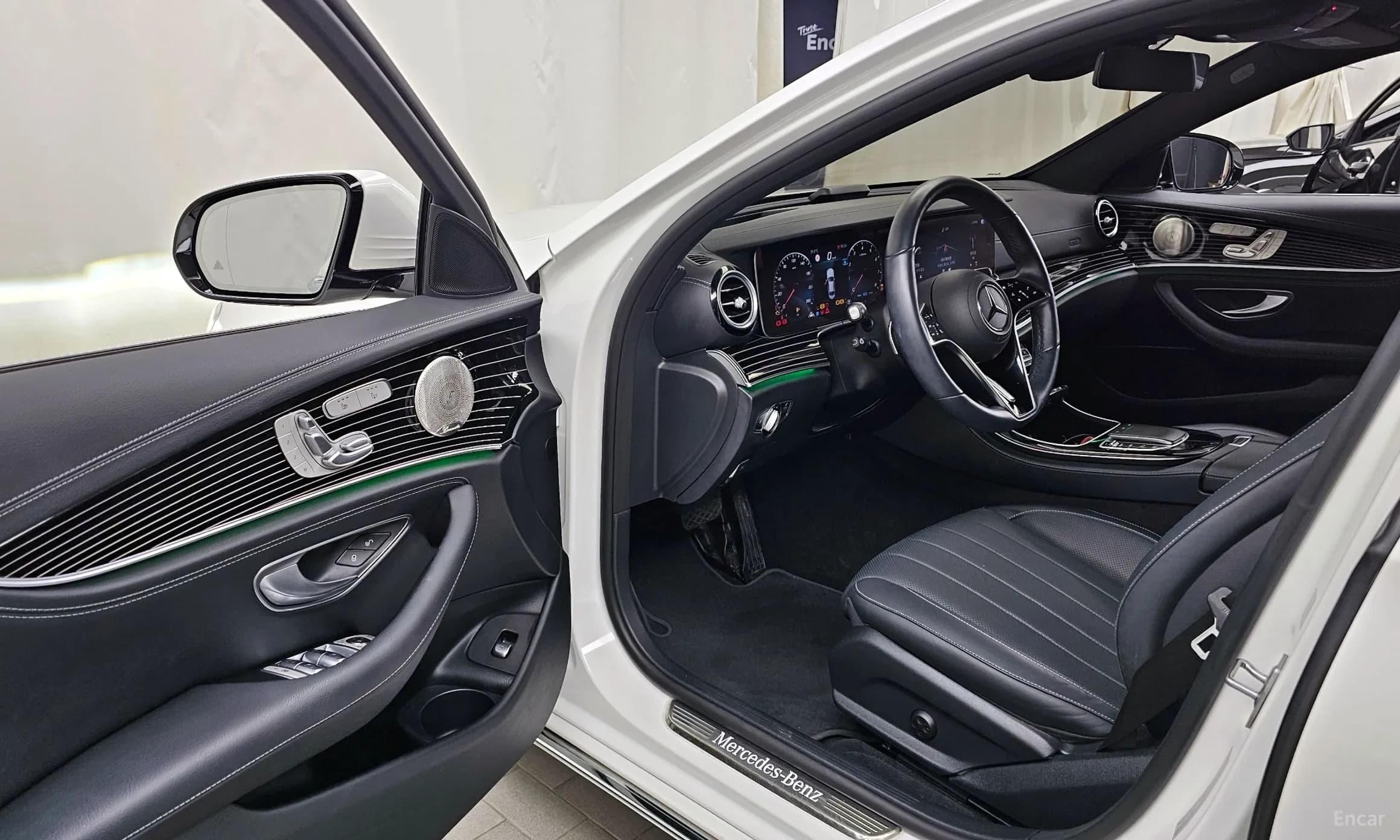 E-Class W213