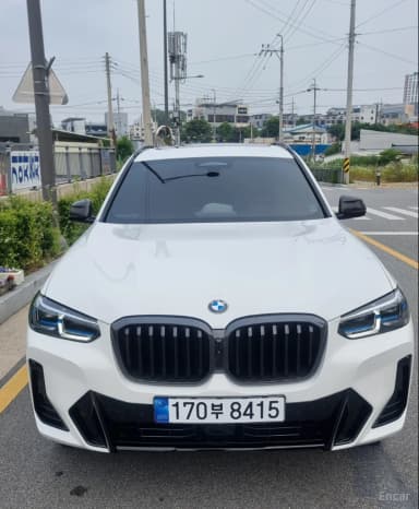 X3 (G01)