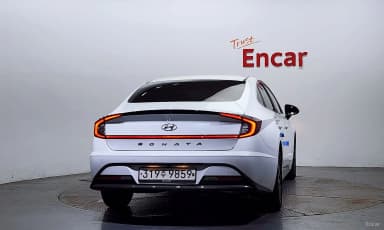 Sonata Hybrid (DN8)
