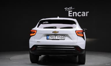 Trax Crossover