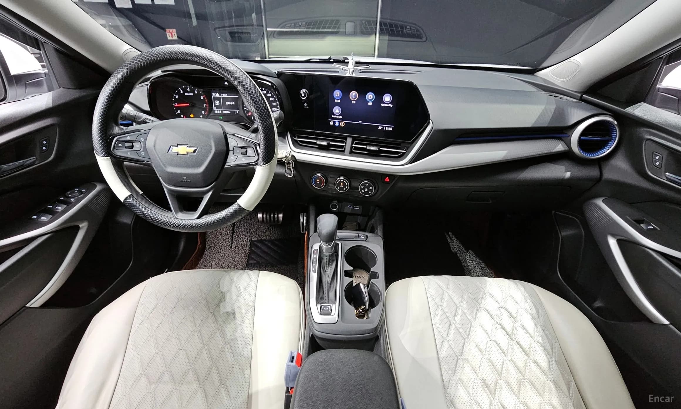 Trax Crossover