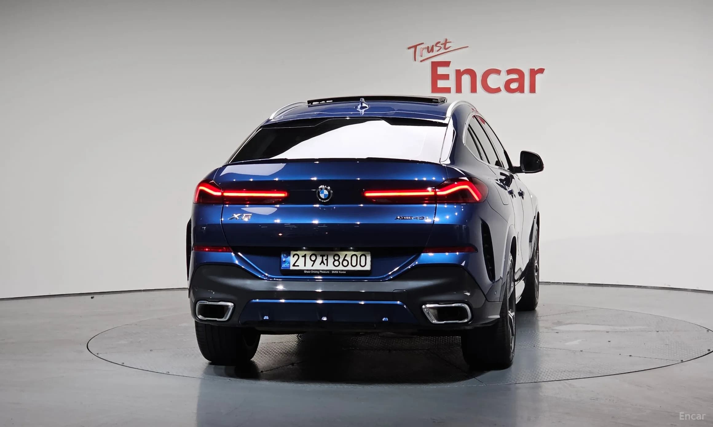 X6 (G06)