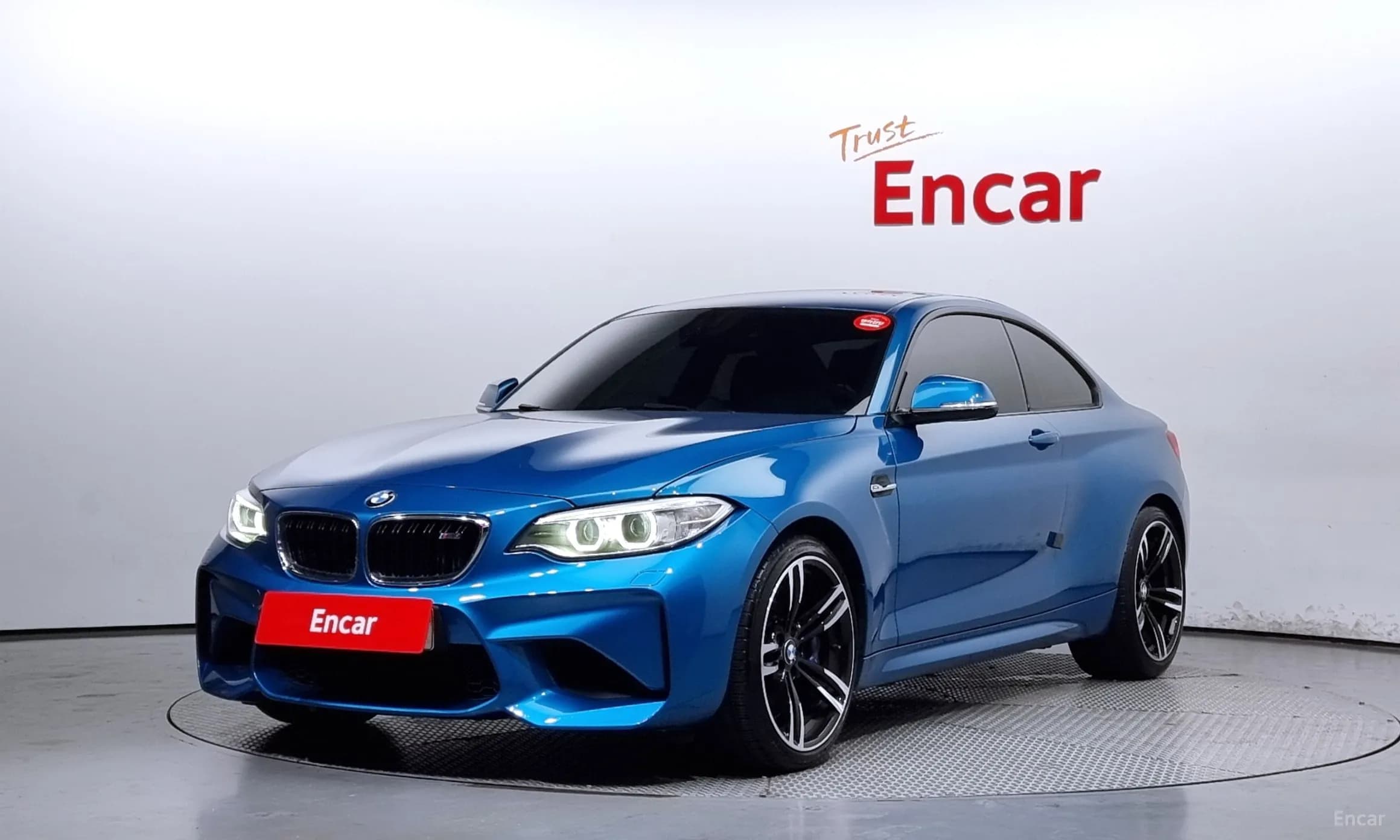 M2 (F87)