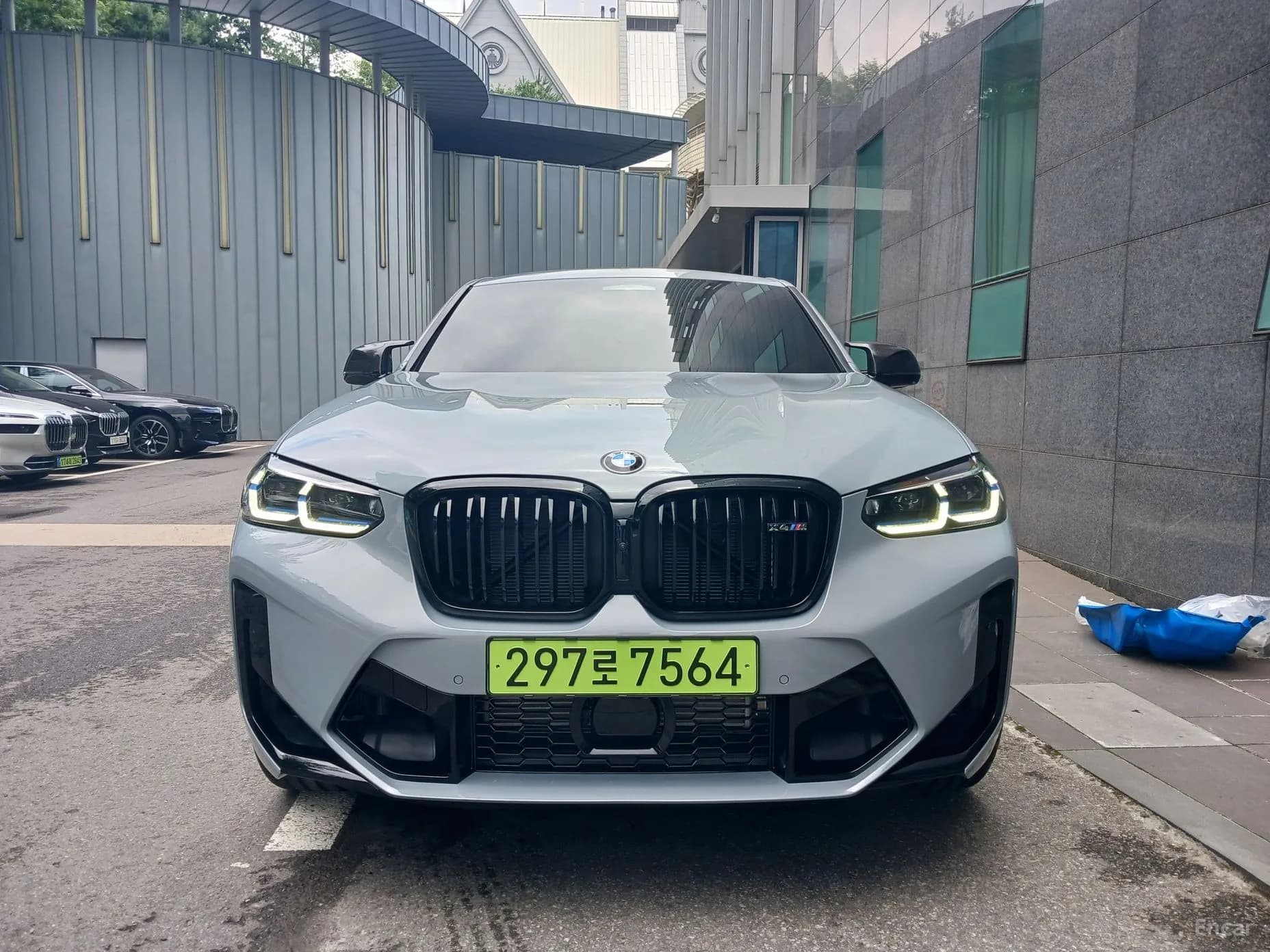 X4M (G02)