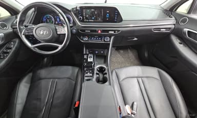 Sonata Hybrid (DN8)