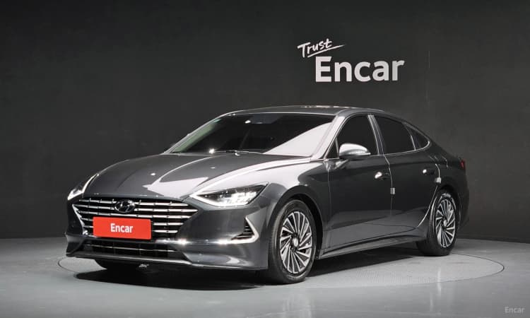 Sonata Hybrid (DN8)