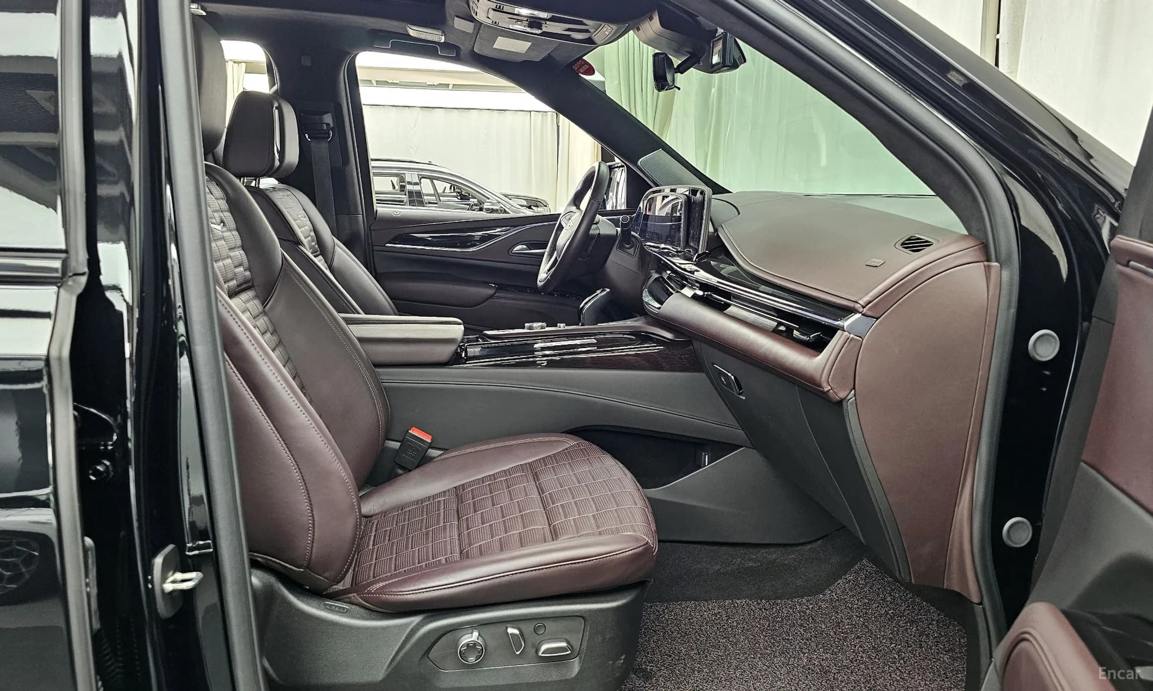 Escalade 5th Generation