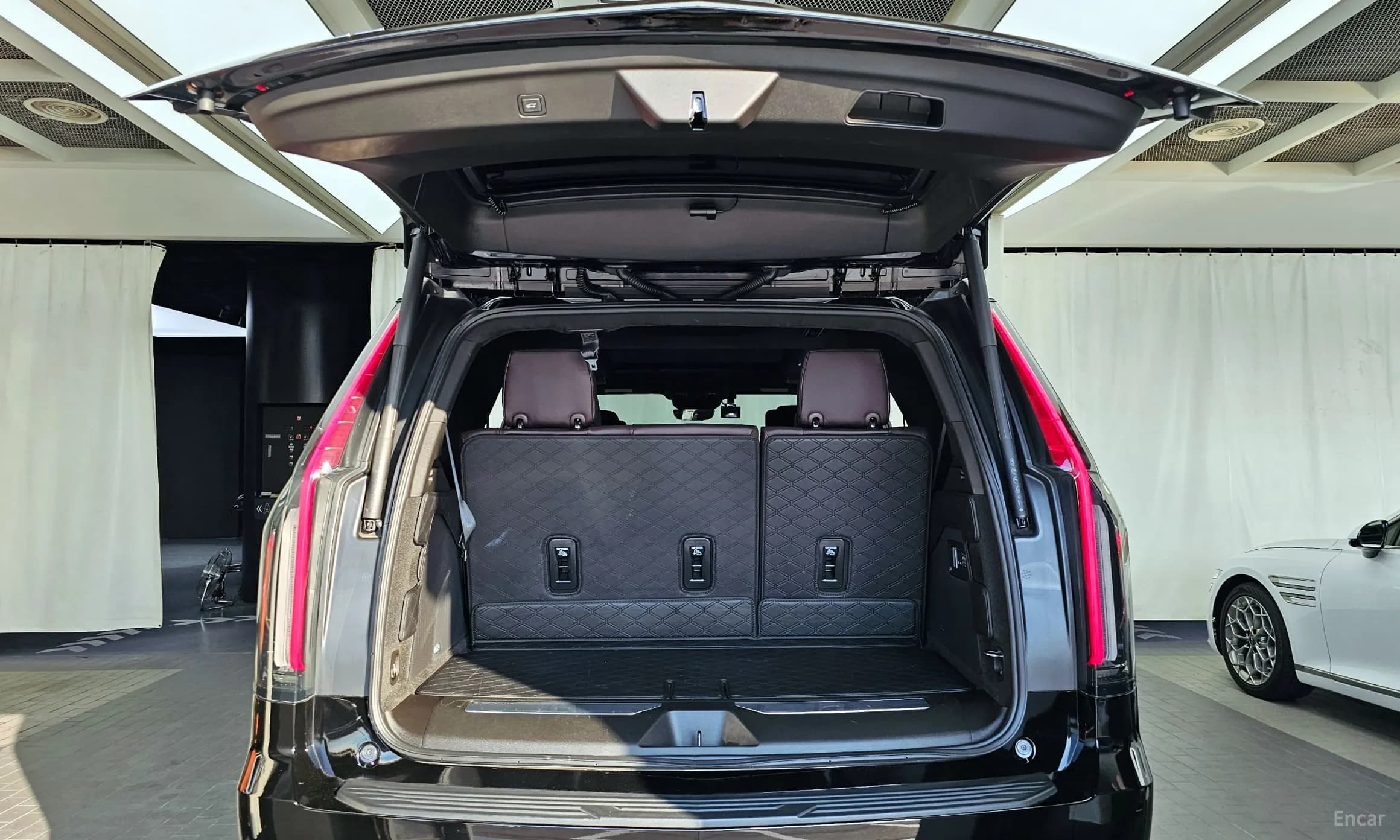 Escalade 5th Generation