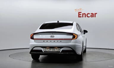 Sonata Hybrid (DN8)
