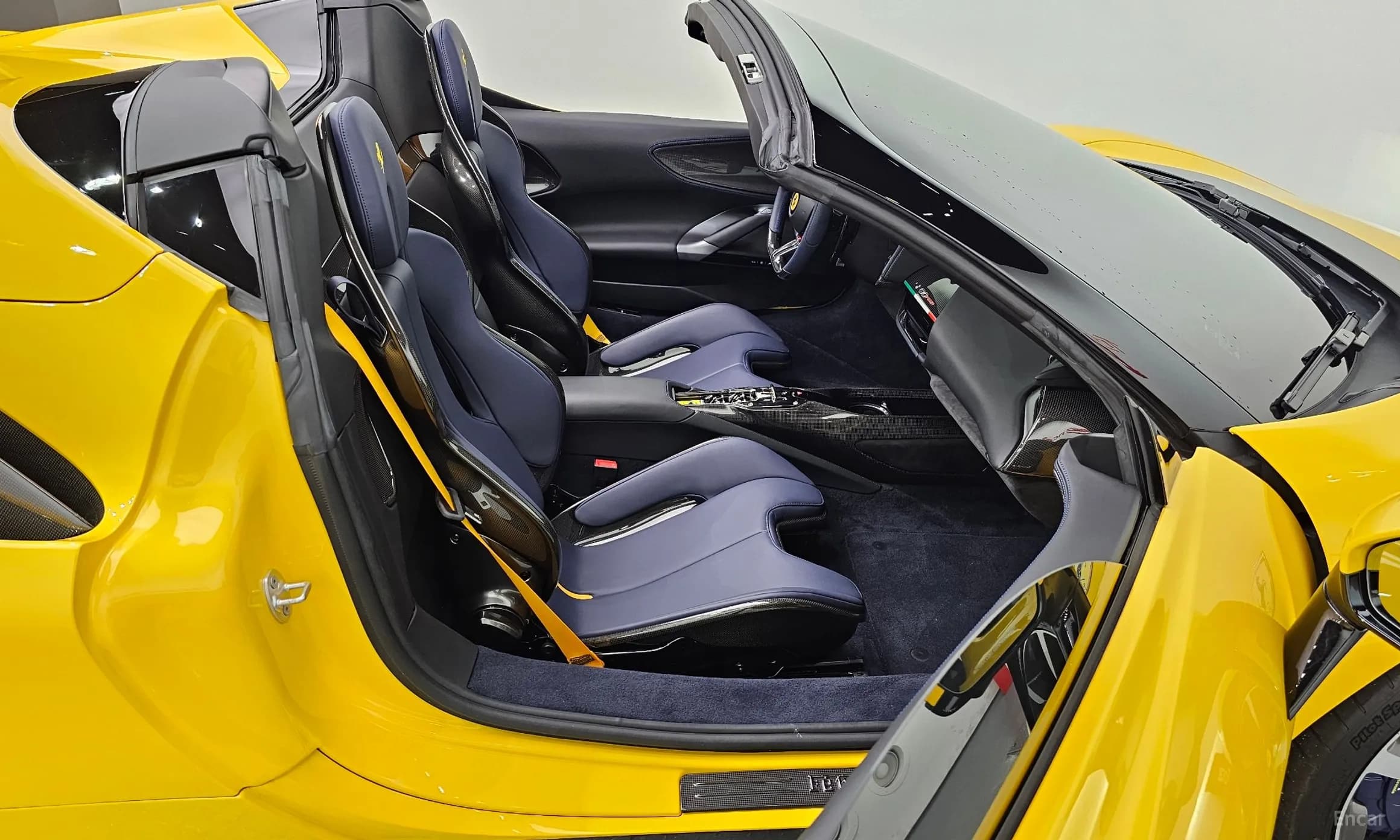 SF90 Spyder