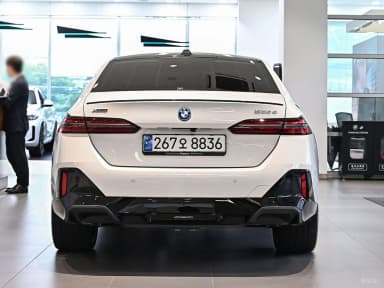 5 Series (G60)