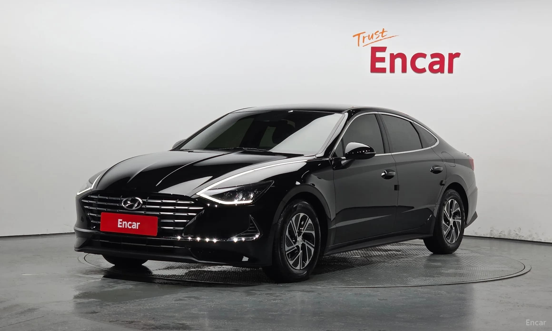 Sonata Hybrid (DN8)