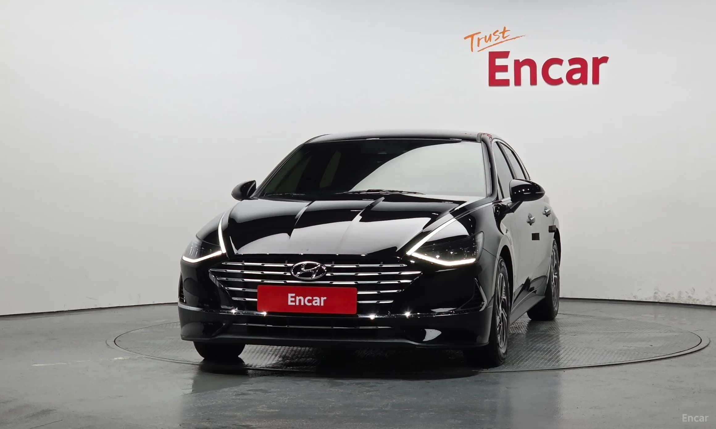 Sonata Hybrid (DN8)