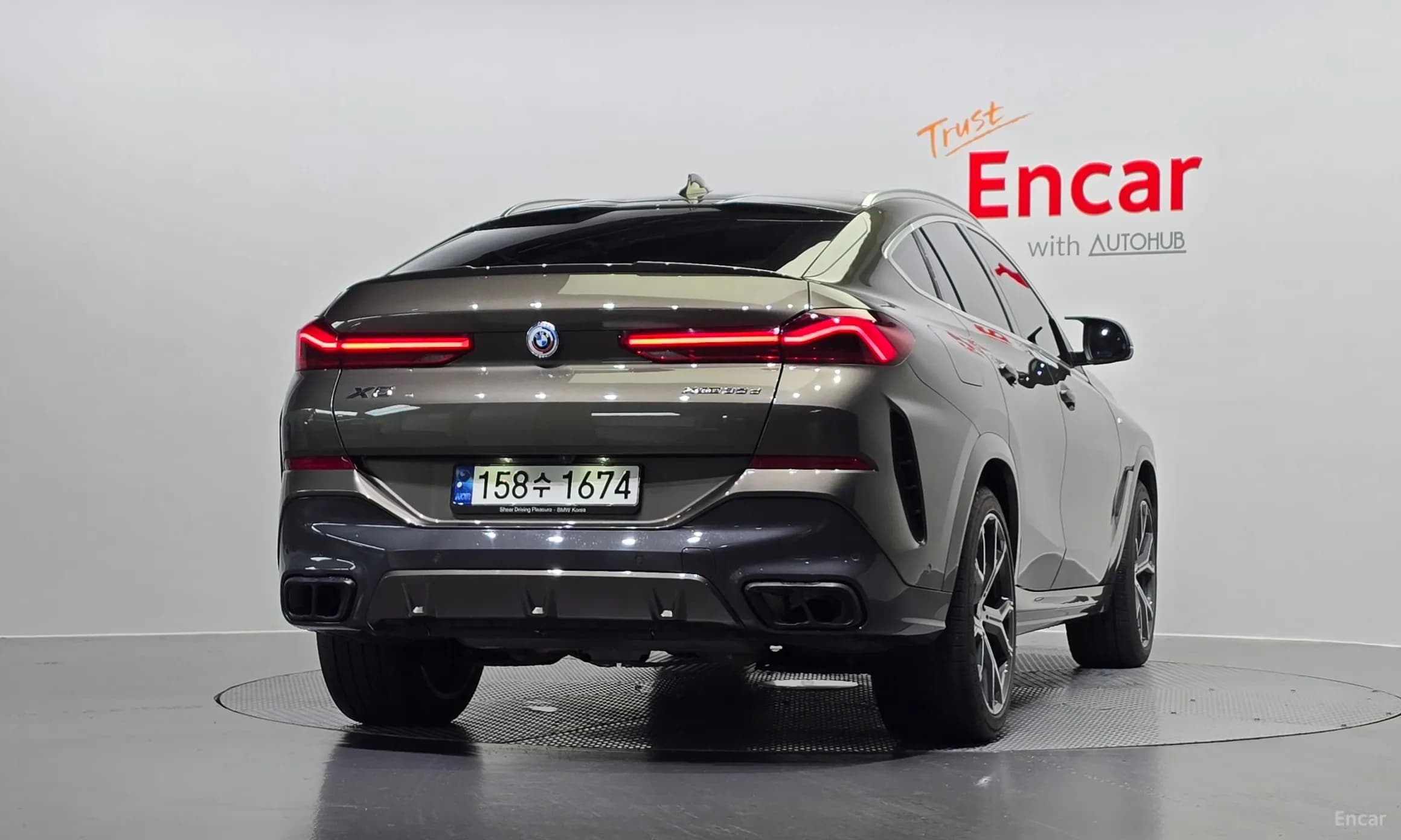 X6 (G06)