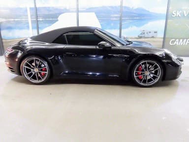 911 (992)