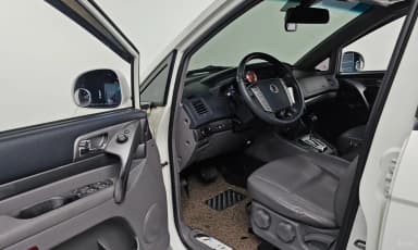 Korando Turismo