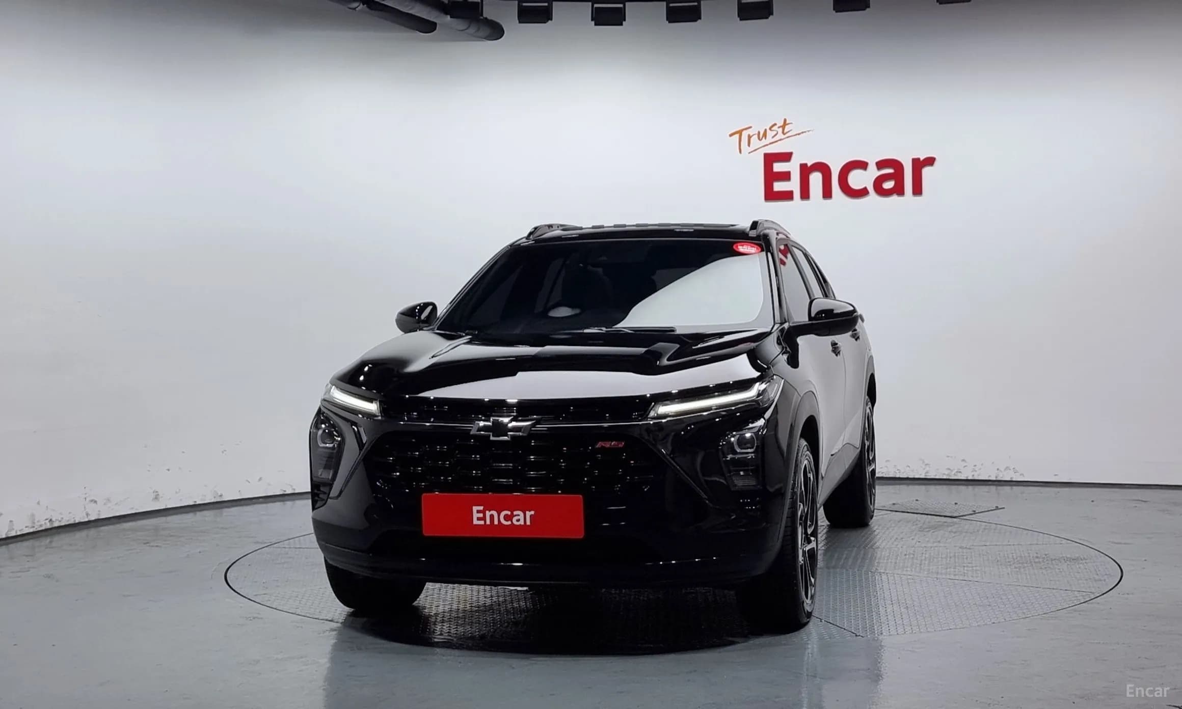 Trax Crossover