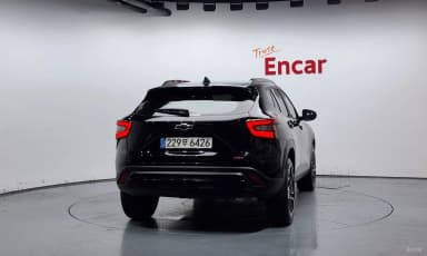 Trax Crossover