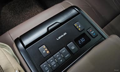 ES300h 7th Generation