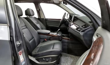X5 (E70)