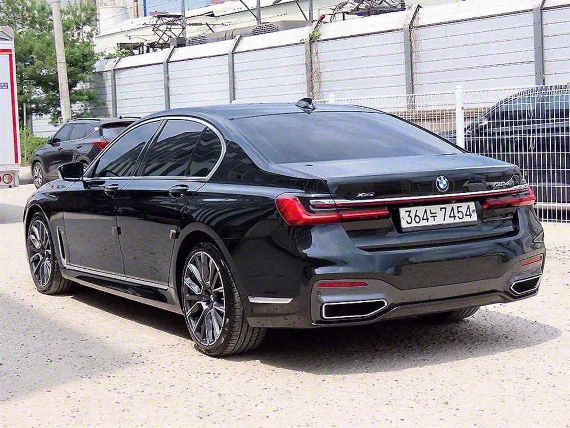7 Series (G11)