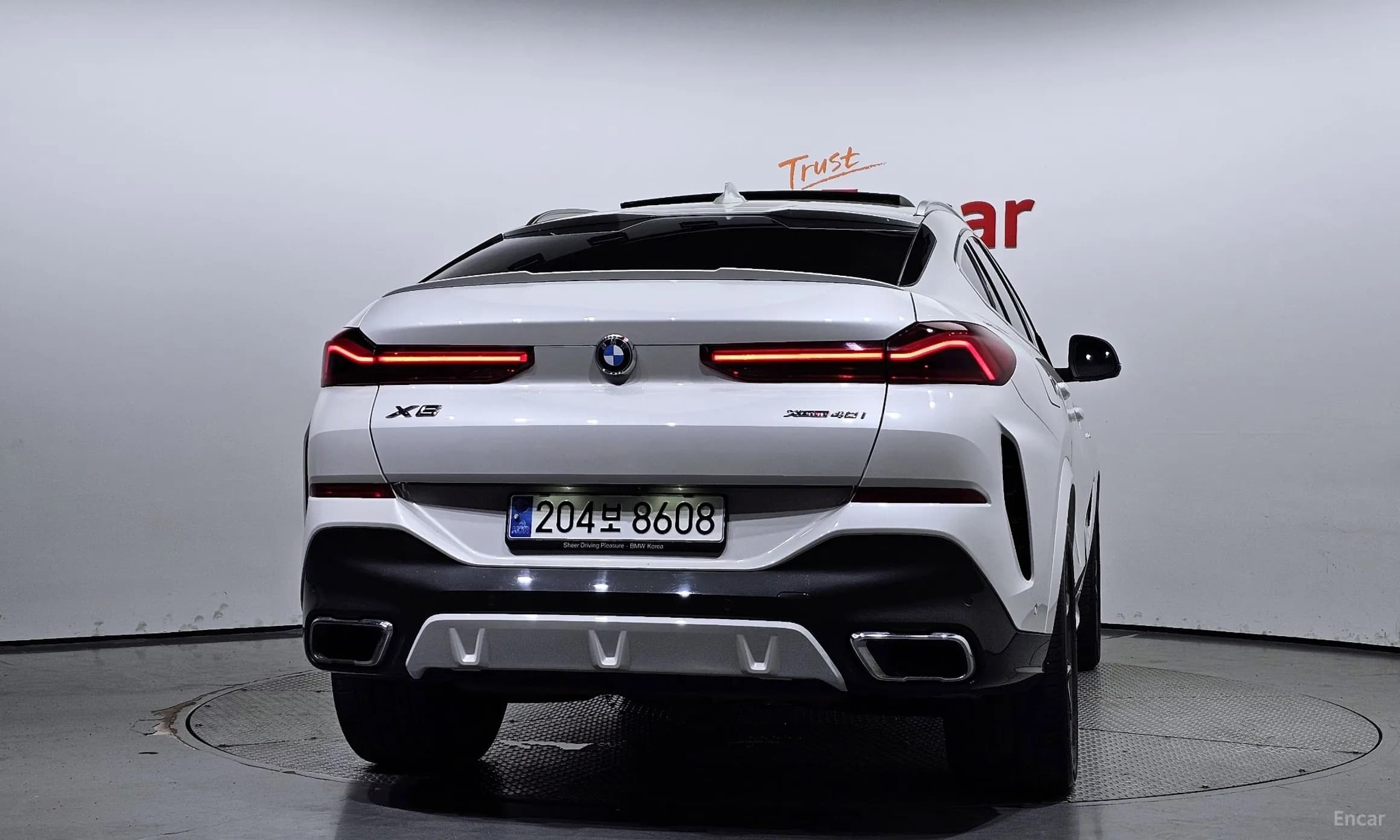 X6 (G06)