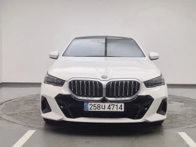 5 Series (G60)