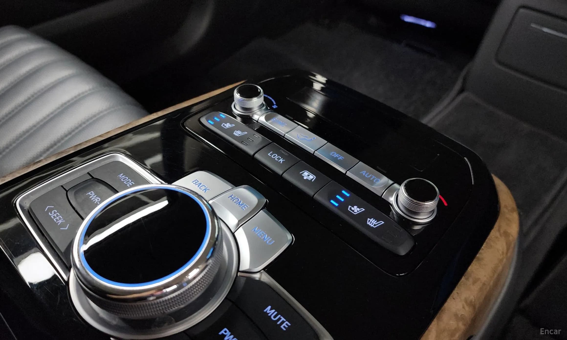 G90
