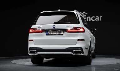 X7 (G07)