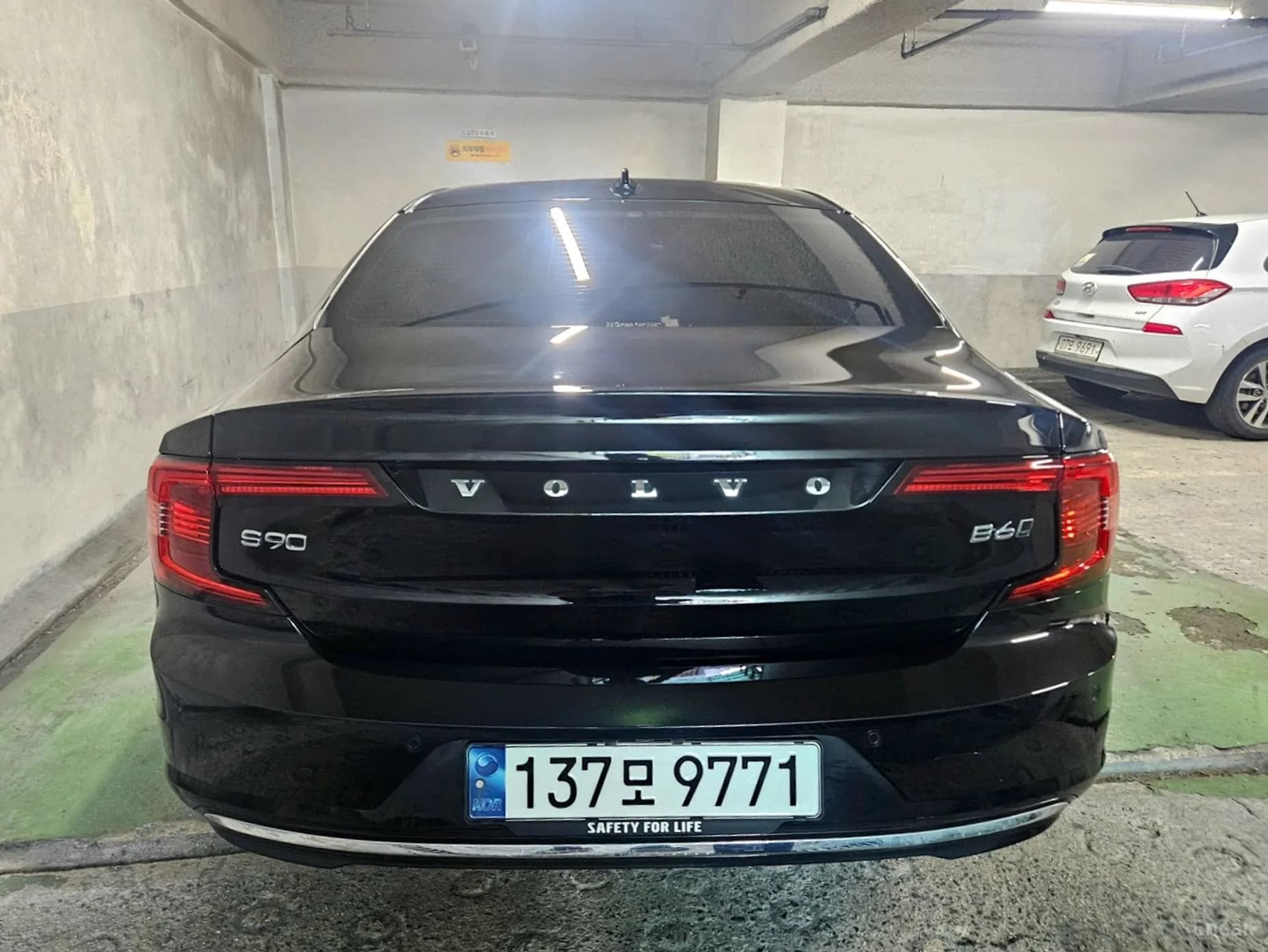 S90