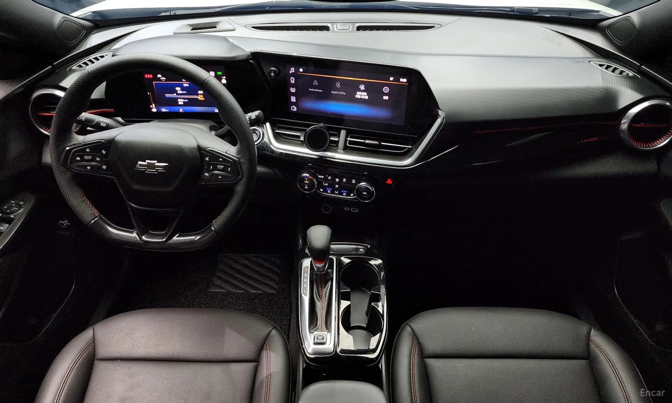 Trax Crossover