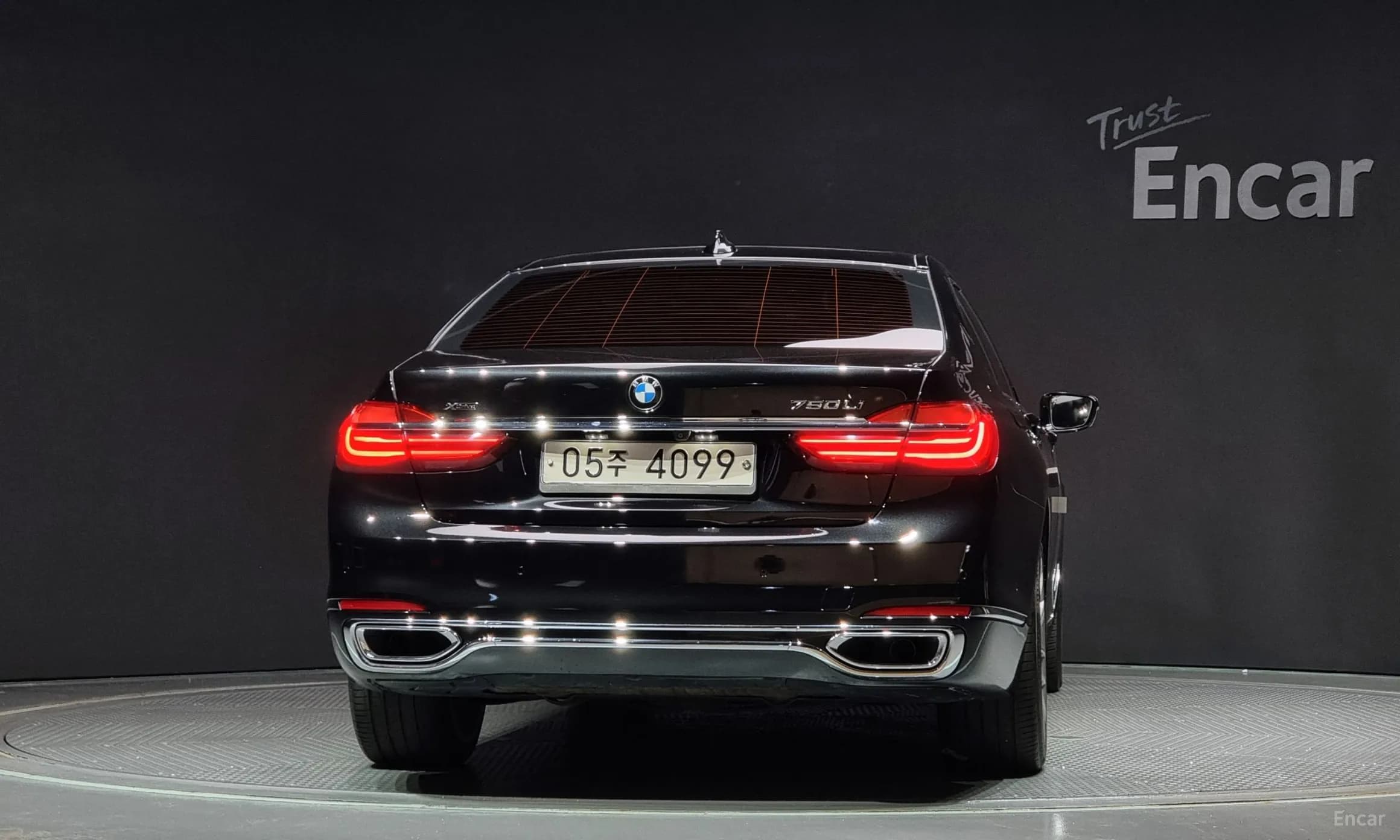7 Series (G11)
