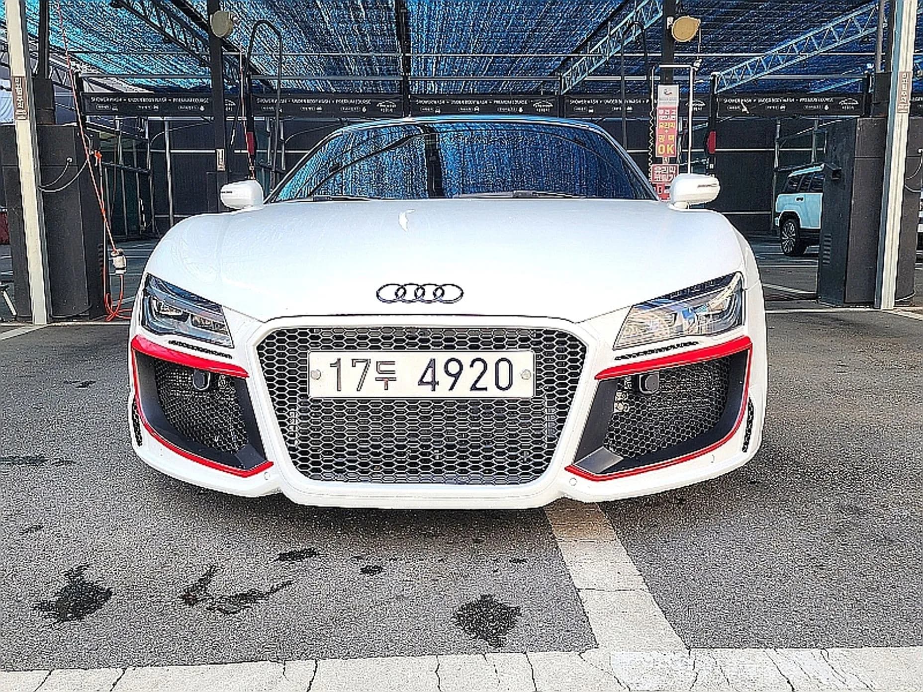R8