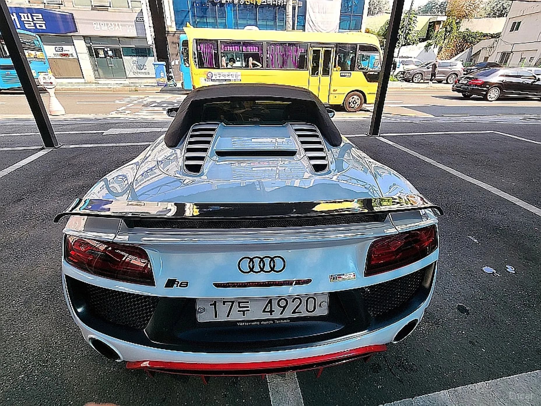 R8