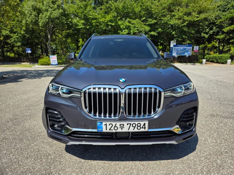 X7 (G07)