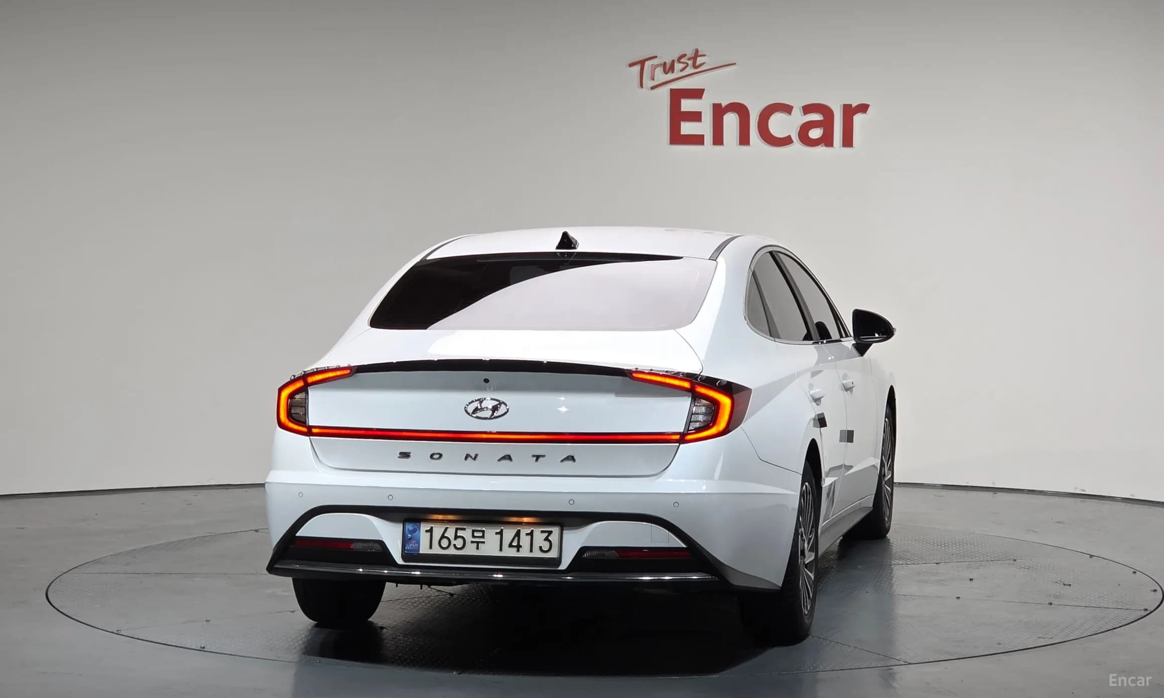 Sonata Hybrid (DN8)