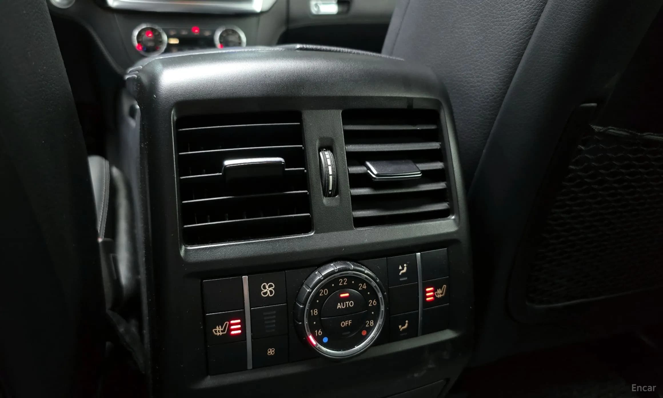 M-Class W166