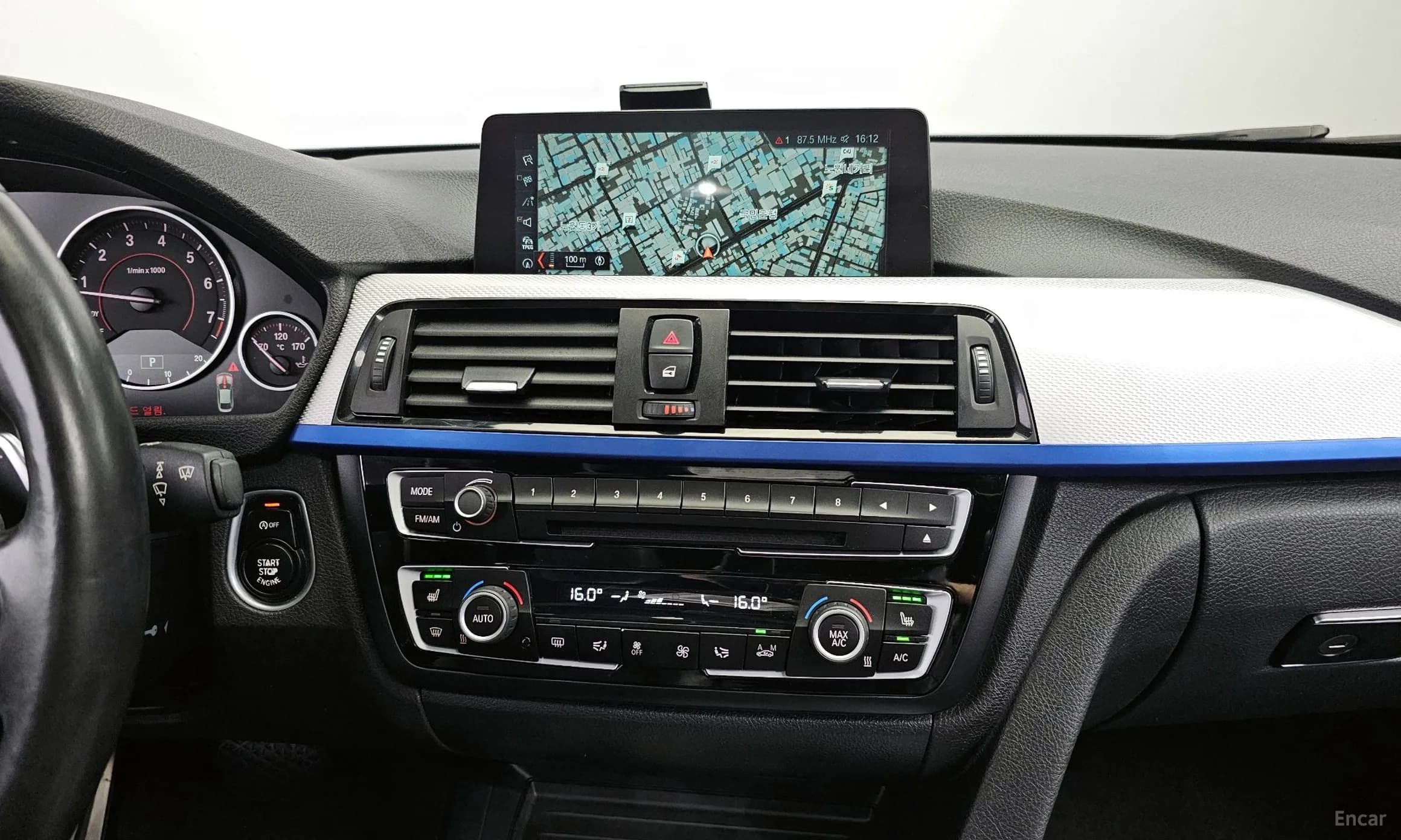 Series 4 (F32)