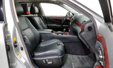 LS460L