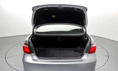 LS460L
