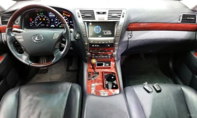 LS460L