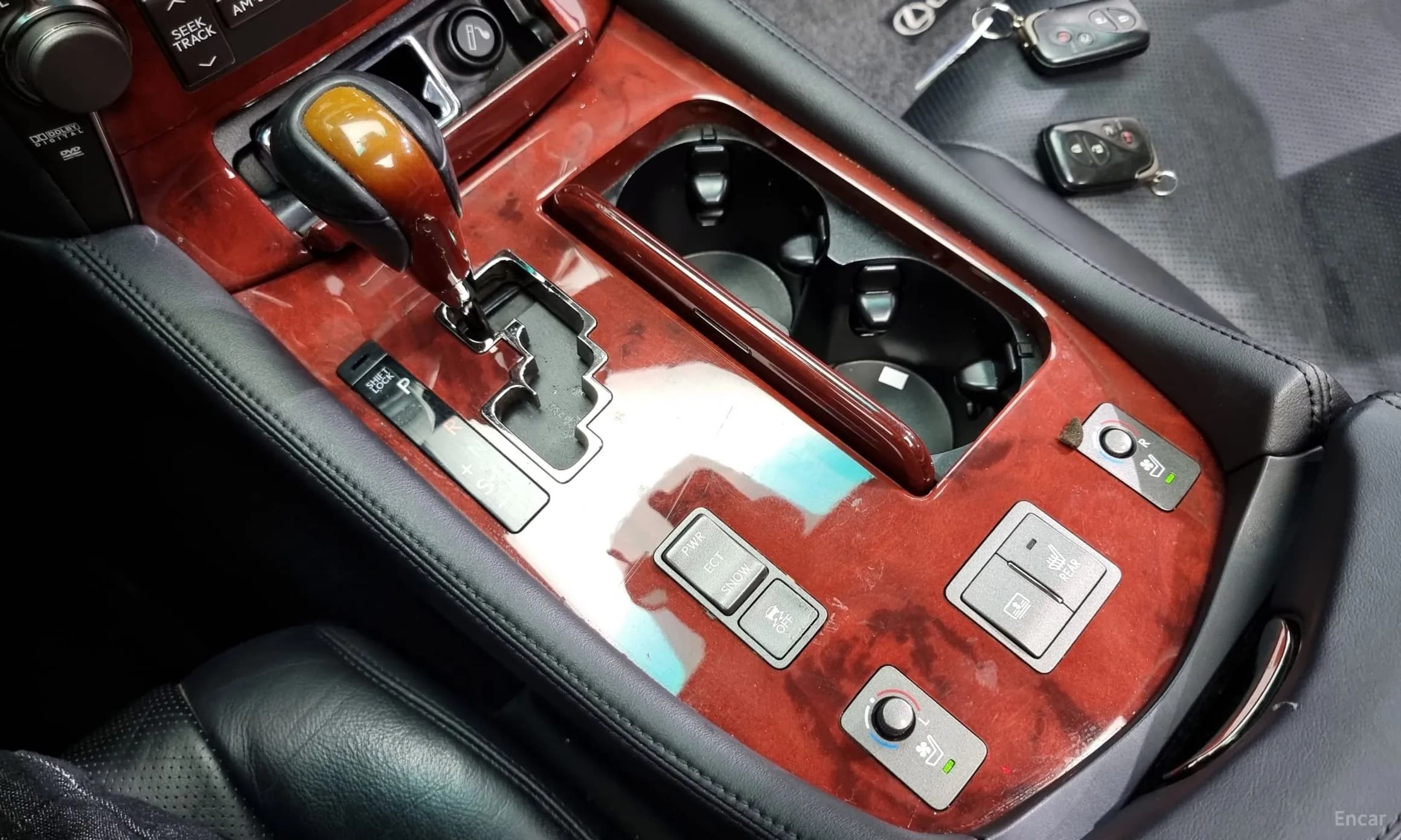 LS460L