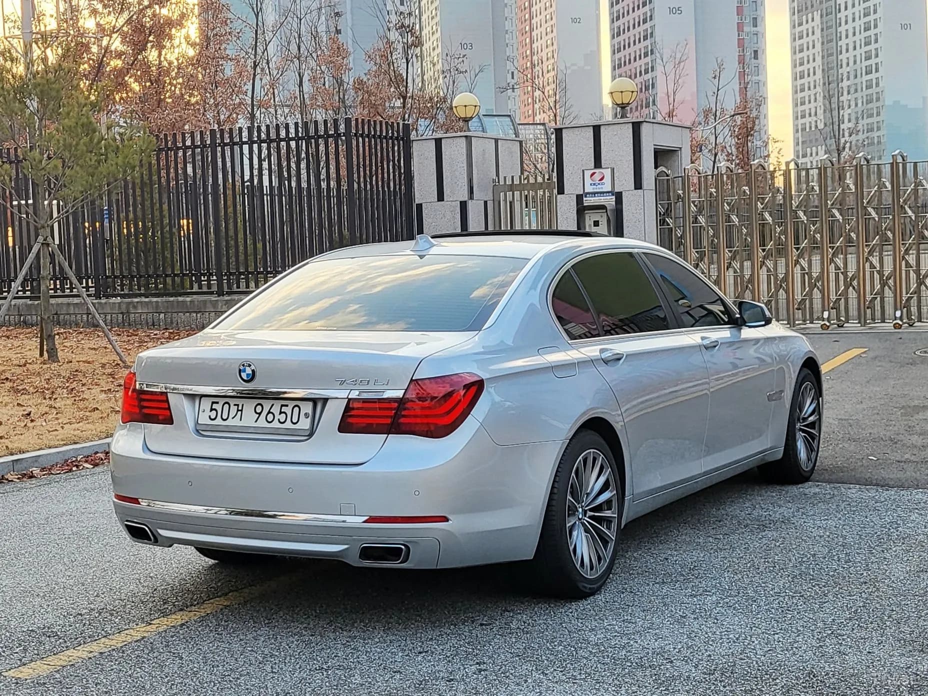 7 Series (F01)