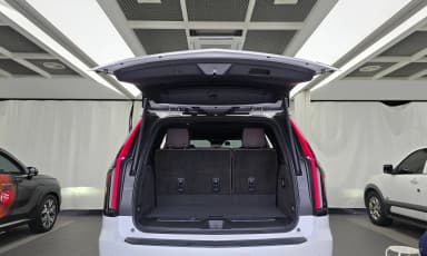 Escalade 5th Generation