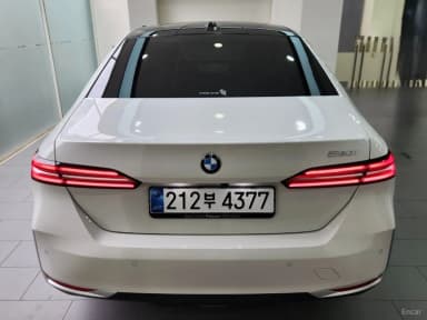 5 Series (G60)
