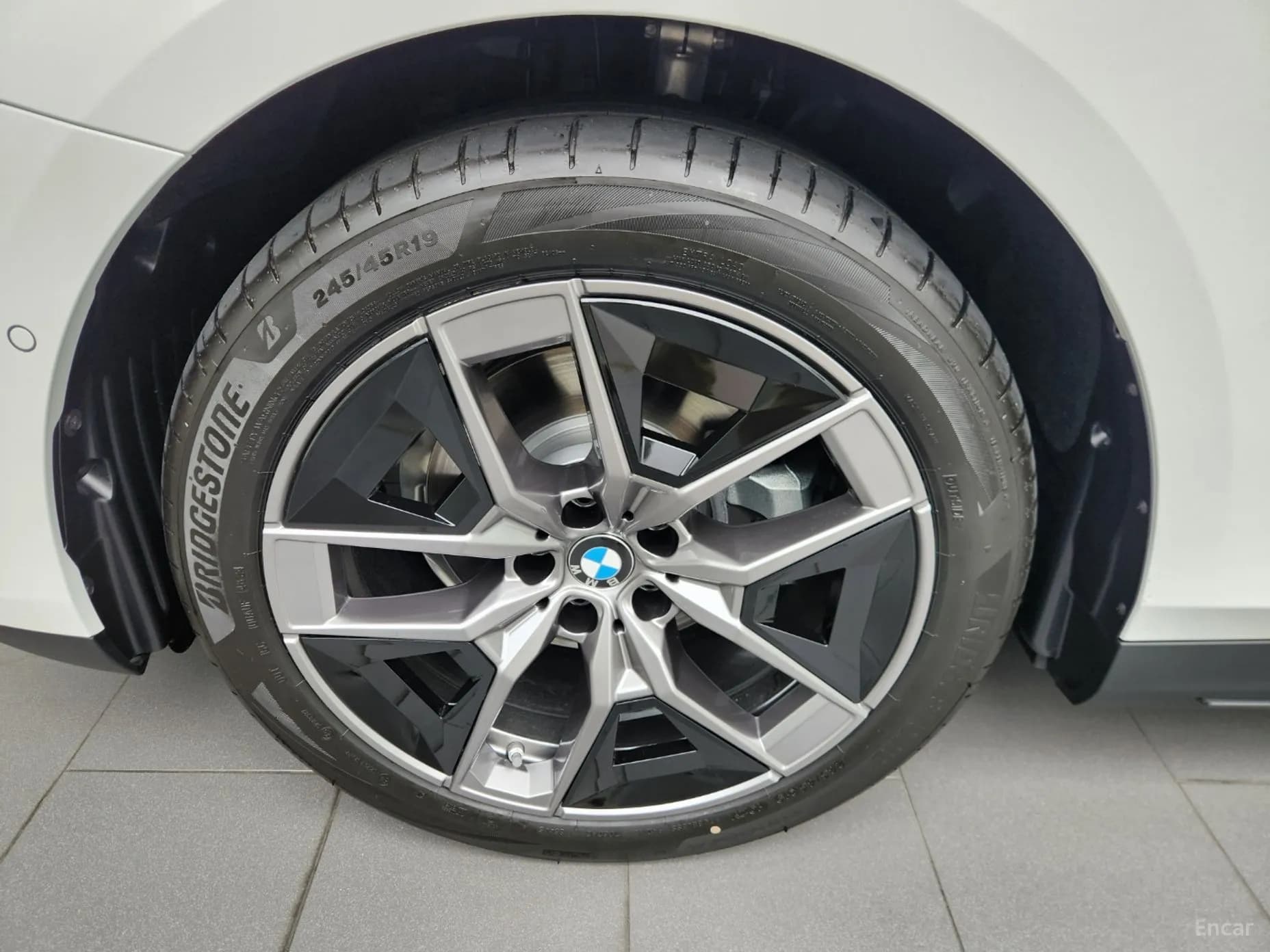 5 Series (G60)