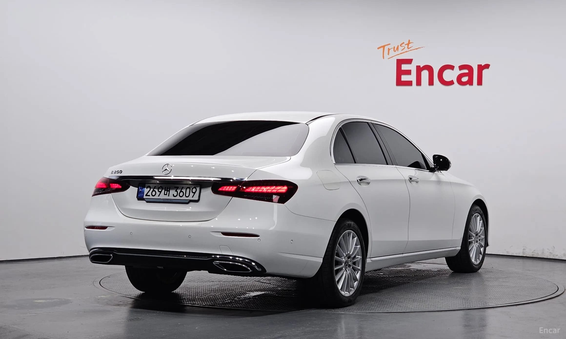 E-Class W213