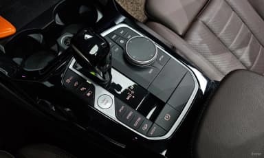 X3 (G01)